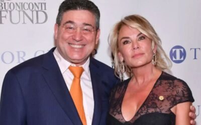 Itzhak Ezratti wife
