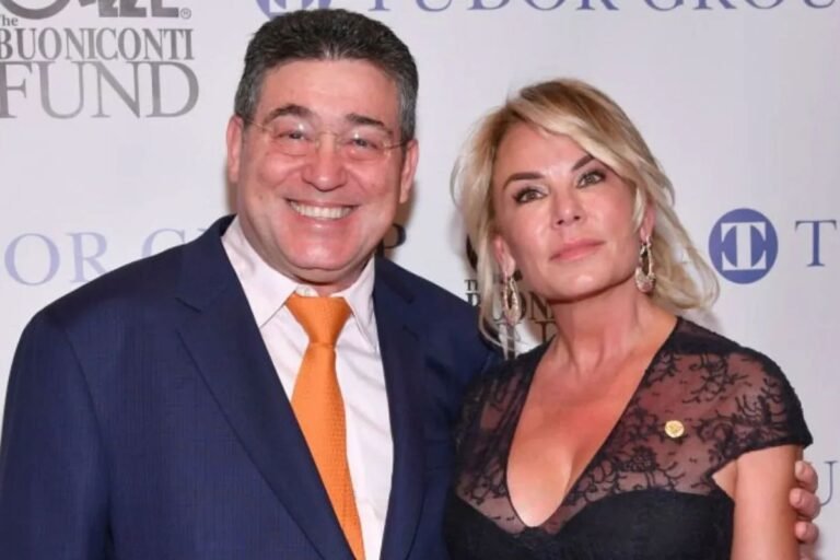Itzhak Ezratti wife