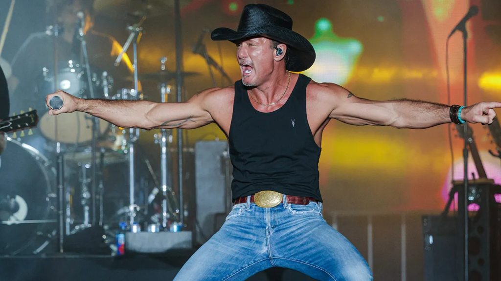 Tim McGraw Falls on Stage